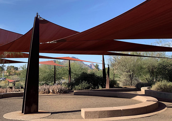 Park Scottsdale neighborhood homes and streets in 85250