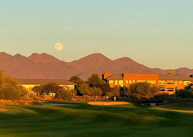 North Scottsdale homes with mountain views